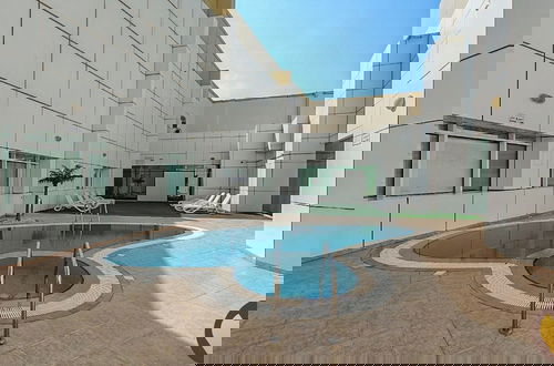Foto 18 - Walkable to Metro at Heart of JLT