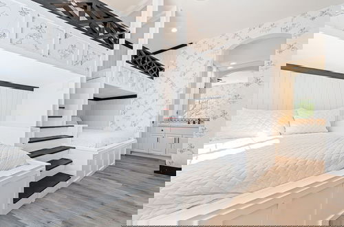 Foto 17 - Spider Man House
