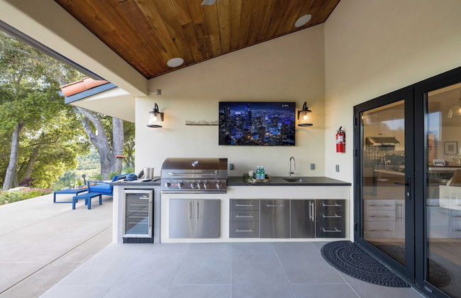Rancho Robles by Avantstay Vineyard Villa w/ Views, Pool & Privacy - Foto 38