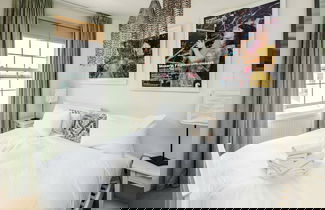 Foto 3 - Stylish Central London Flat Near Tower Bridge