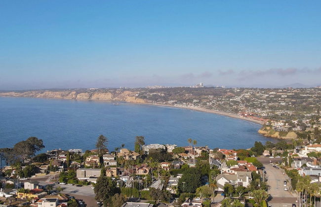 Cliff View by Avantstay Hot Tub + Fire Pit 1 Block From Downtown La Jolla - Photo 37