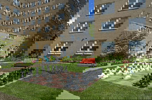 Foto 16 - 275 On The Park - Senate Apartments By Barsala
