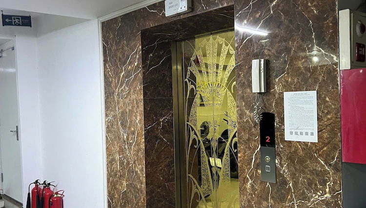 Photo 1 - Tay Ho Apartment