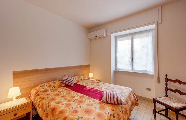Apartment in Loano With Garden - Foto 1