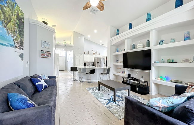 Beach Theme Vacation Pool Spa Home Mins to Disney - Foto 35