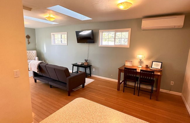 Medford Home and 2 Condos With Pool - Foto 29
