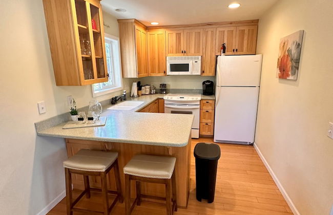 Medford Home and 2 Condos With Pool - Foto 11