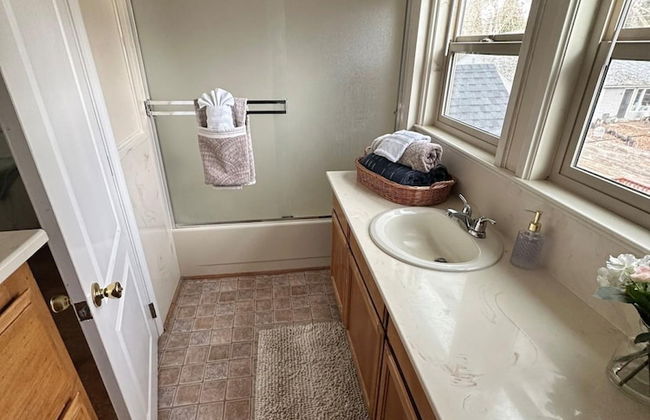 Medford Home and 2 Condos With Pool and Hot tub - Foto 20