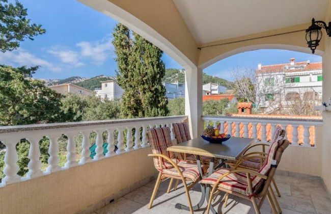 Beachside Serenity Apartments in Barbot - Foto 8
