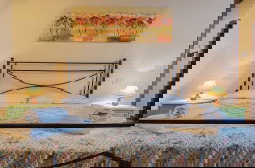 Foto 8 - Holiday Home With Swimming Pool With Bubble Bath and Children's Pool