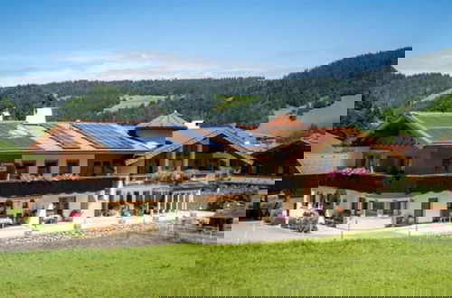 Foto 52 - Spacious Holiday Home Near Ski Area in Kaltenbach