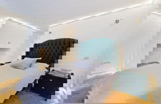 Foto 2 - City Chic London Apartment With 2 Bedrooms
