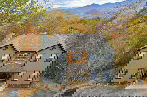 Foto 51 - Greene Mountain Lodge by Avantstay Sleeps 22 Hot Tub, Game Room, Theater