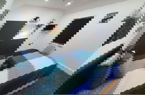 Foto 5 - 3 Bedrooms Apartments Near Town Center