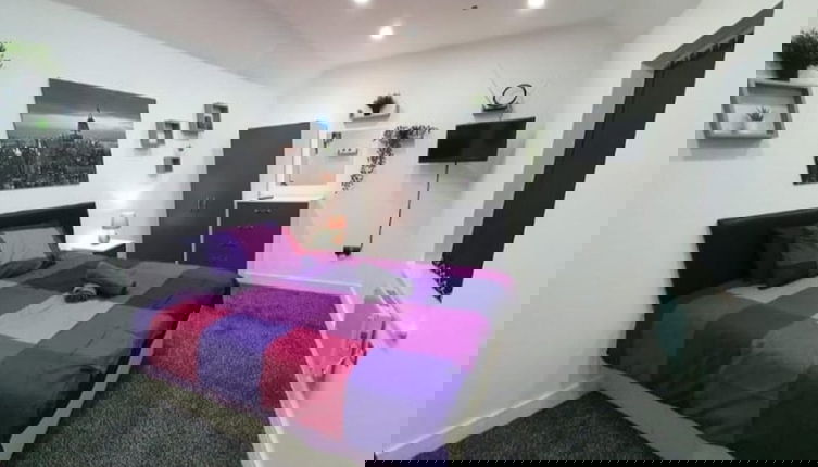 Foto 1 - 3 Bedrooms Apartments Near Town Center