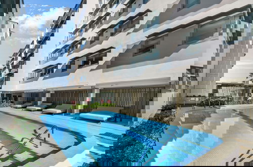 Photo 1 - Lowanna Beach Resort by Direct Collective