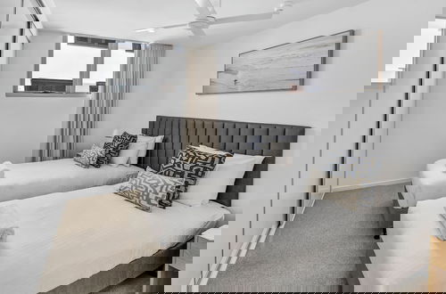 Photo 10 - Lowanna Beach Resort by Direct Collective
