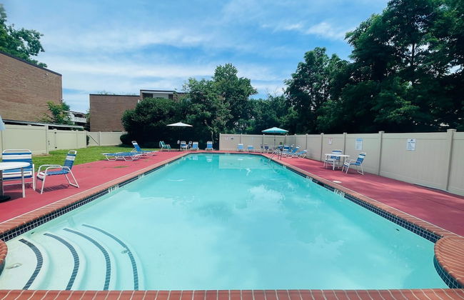 Beautiful APT W Office Area 2BR Long Term - Foto 37