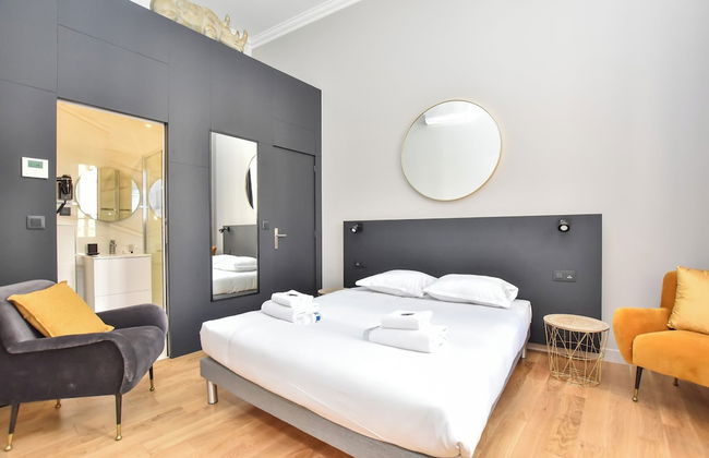 Cozy Apartment - 2br/7p - Arc de Triomphe - Photo 2