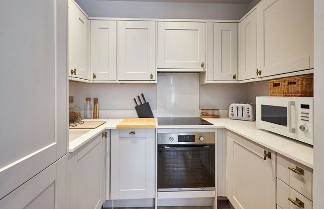 Host Stay Poplar Villas - Photo 5