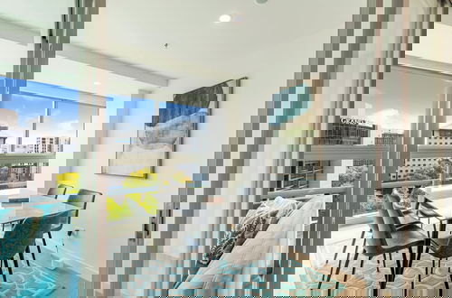 Foto 6 - Brand New! Luxe 3-Bed Apartment In Aotea Square