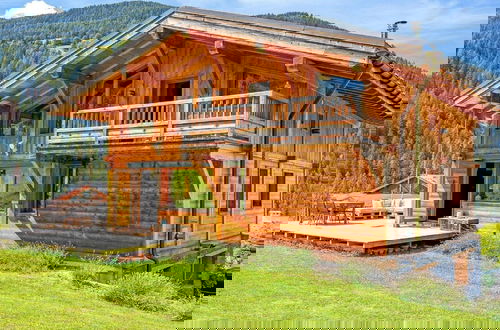 Foto 1 - Vintage Vacation Home With Garden
