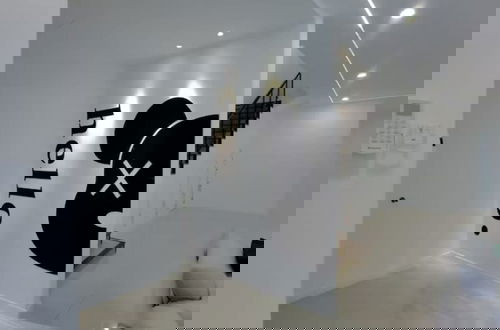 Photo 1 - 5c03