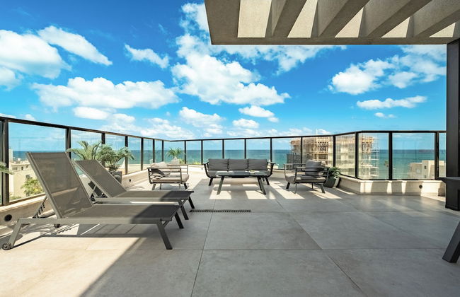 Pool & Jacuzzi Penthouse by Sea N' Rent - Foto 25