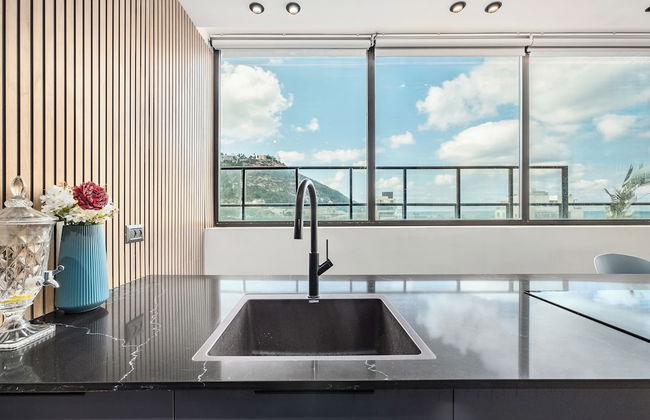 Pool & Jacuzzi Penthouse by Sea N' Rent - Foto 12