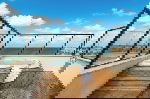 Foto 33 - Pool & Jacuzzi Penthouse by Sea N' Rent