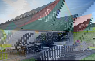 Foto 1 - Holiday Home in Zeeland With Garden