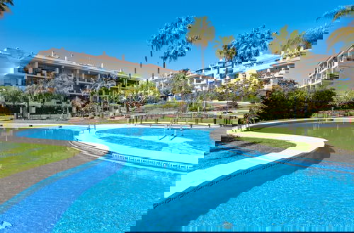 Foto 29 - Sunny Getaway With Pool in Marbella - Ref M54