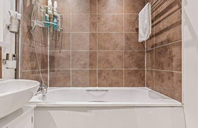 Desert Oasis 2 Bed 2 Bath Parking Netflix - Foto 15
