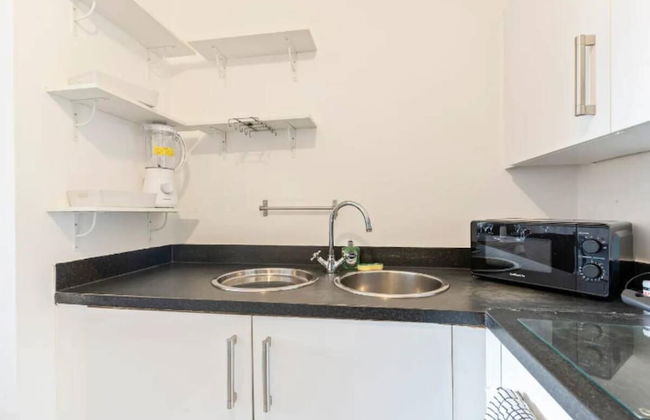 Desert Oasis 2 Bed 2 Bath Parking Netflix - Foto 10
