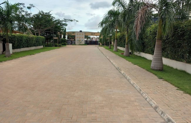 Serene Oasis in East Legon Hills - Chic 2 Bedroom Retreat - Foto 29