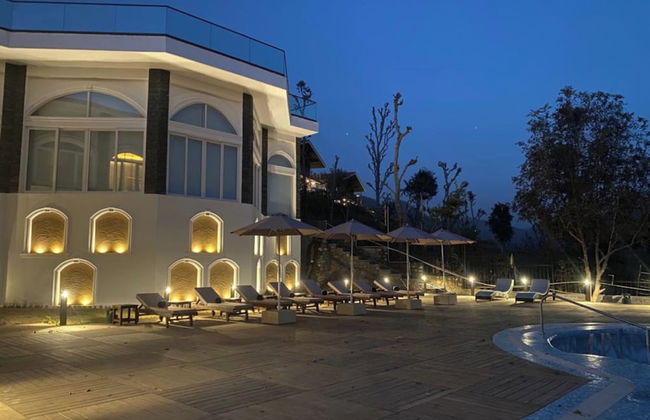 A Majestic and Luxurious Villa Overlooking the Ganges - Foto 16