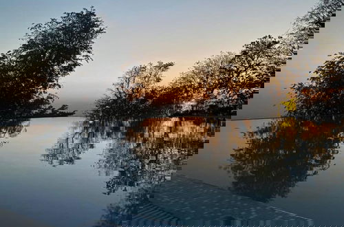 Photo 13 - A Majestic and Luxurious Villa Overlooking the Ganges