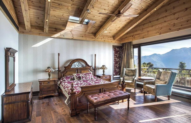 A Majestic and Luxurious Villa Overlooking the Ganges - Foto 1