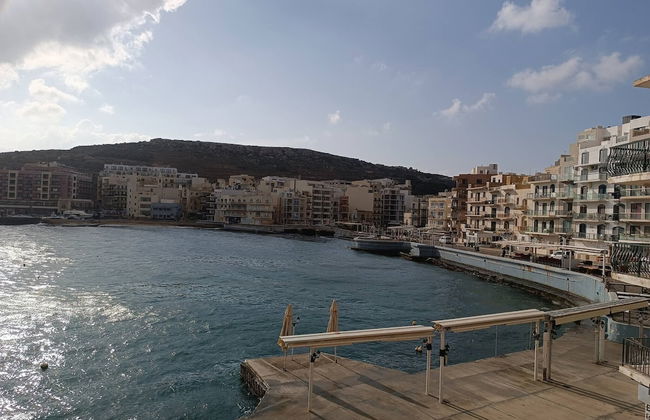 Seaside Stylish and Spacious 2-bedroom Apartment - Foto 18