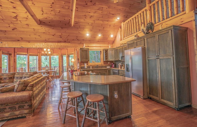 The Lodge - Photo 7