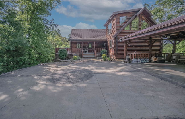 The Lodge - Photo 20