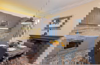 Foto 1 - Boutique Style 1BR Apartment- Square Sea View