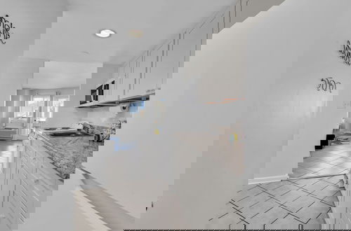 Photo 6 - Bluewater Resort 720