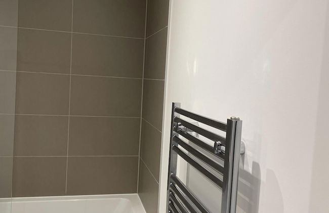 2 Bedroom Luxury Apartment in Barking - Foto 6