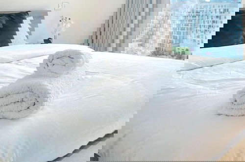 Foto 5 - East London 2-bed Apt Sleeps 4, 7 min Walk to Tube