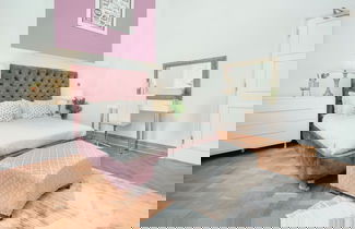 Photo 1 - Outstanding Massive Apartment With Character