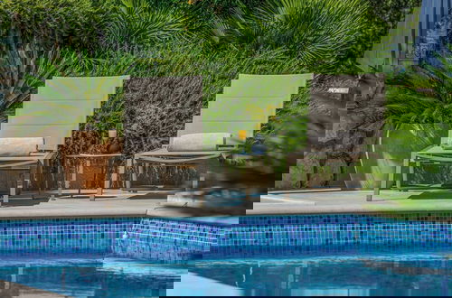 Photo 27 - Relaxed Shore