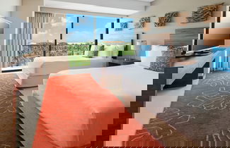 Foto 3 - Grand Club Marina Condo at Live Aqua Private Residences Nima Bay