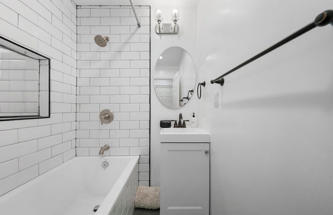 Marbella Lane Serene and Pristine Home - Foto 12