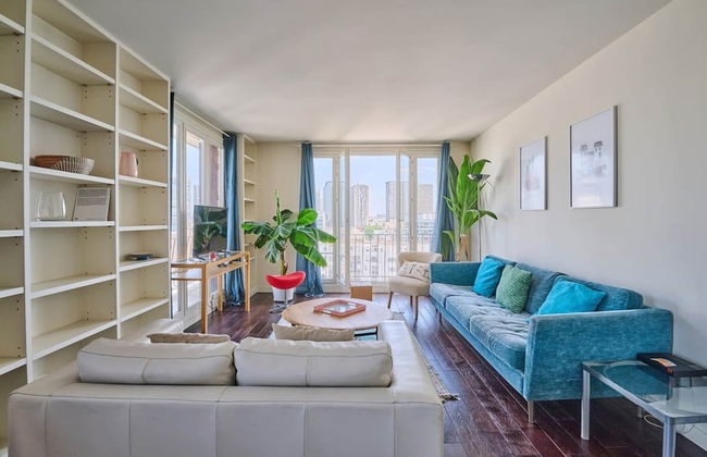 Sublime 2 Bedroom Flat Quai de Seine Eiffel Tower - Photo 1